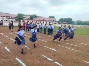 राष्ट्रीय खेल दिवस पर छुईखदान में खेल गतिविधियों का आयोजन