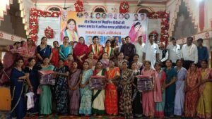 तीज महोत्सव में खिला महिलाओं का उत्साह, करीब 500 मितानिनों का सम्मान स्वास्थ्य सेवाओं की जमीनी कड़ी हैं मितानिनें : संगीता सिन्हा विधायक