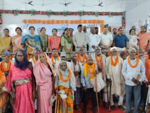 एमसीबी : मेगा स्वास्थ्य शिविर में बुजुर्गों का सम्मान, बांटे सहायक उपकरण
