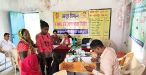सेवा संकल्प अभियान से ग्रामीण अंचलों तक पहुंच रही आयुष चिकित्सा