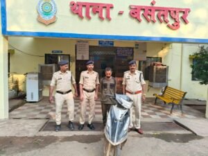 पत्नी को नदी में धकेल कर हत्या, पति गिरफ्तार